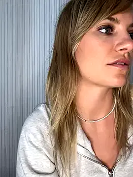 LaurenStar25 – webcam model profile photo Image 9