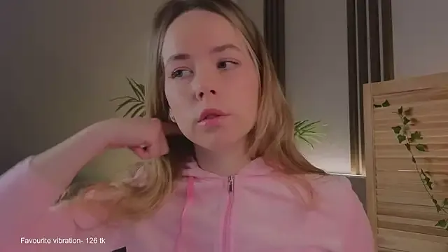 milly_shy Image 6