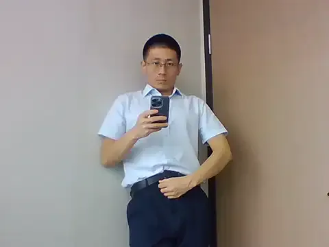 Lover_girl20 – webcam model profile photo Image 2