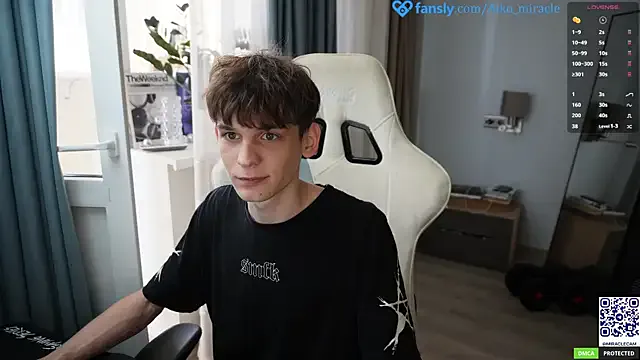 GoldieStar – webcam model profile photo Image 4