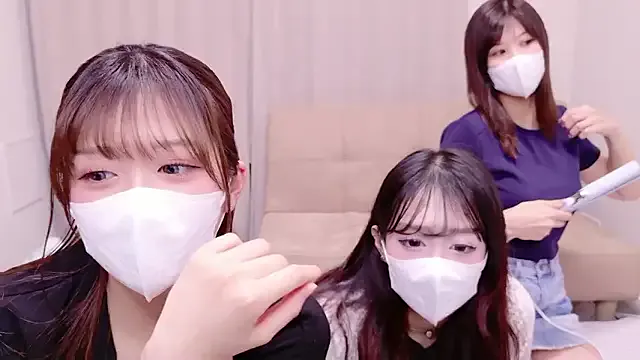 ZoeMusclee – webcam model profile photo Image 5