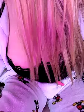 Allie – webcam model profile photo Image 13