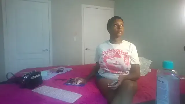 Adhara_gil19 – webcam model profile photo Image 3