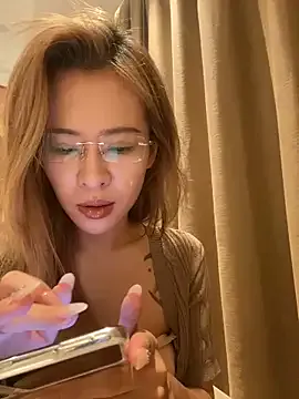 miumiu-66 – webcam model profile photo