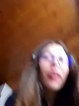 Milley_ggh – webcam model profile photo Image 18