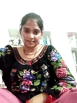 RidingChloe – webcam model profile photo Image 2