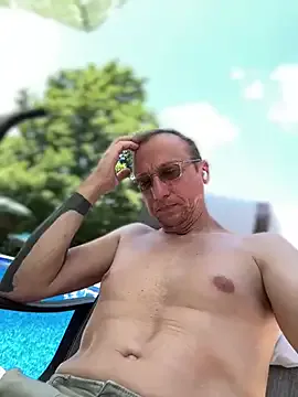 LiaRussel – webcam model profile photo Image 2