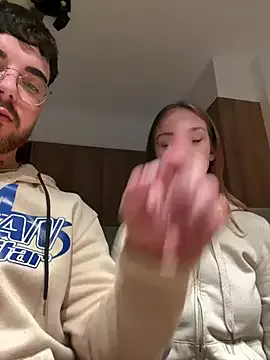 MrAndMrsSavage Image 3