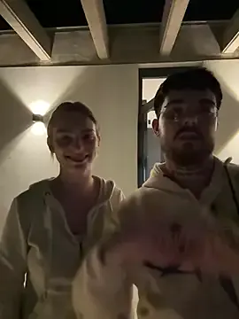 MrAndMrsSavage Image 6