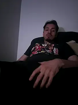 EmilyJune – webcam model profile photo Image 5