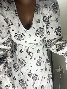 Grethasounders – webcam model profile photo Image 16