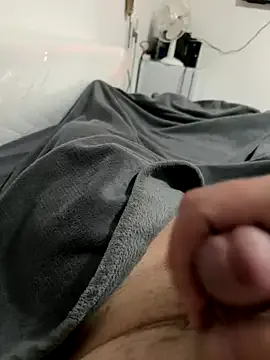 laura_collins – webcam model profile photo Image 2