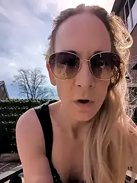 NaomiAndFriends Image 3