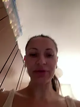 Natalie_bigass Image 10