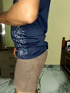 ValuCano – webcam model profile photo Image 10