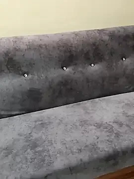 ValuCano – webcam model profile photo Image 9