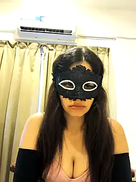 Nannyluvv – webcam model profile photo Image 2