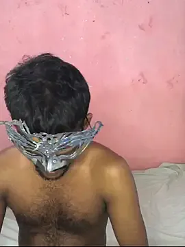 CarryOnJhonn – webcam model profile photo Image 4