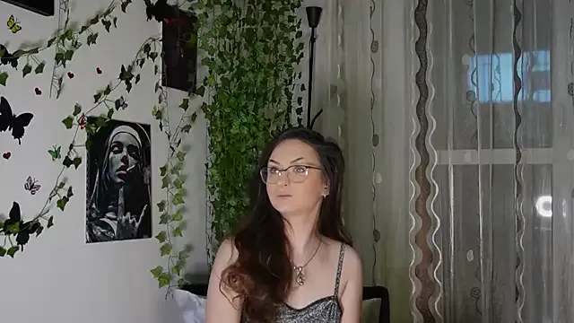 NaughtYHomemadE Image 9