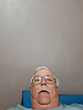 Suki19 – webcam model profile photo Image 15