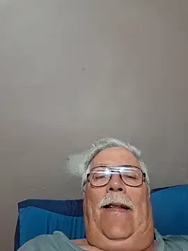 Suki19 – webcam model profile photo Image 4