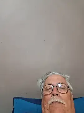 Suki19 – webcam model profile photo Image 8