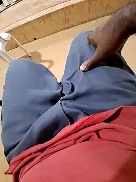 LunaBecket – webcam model profile photo Image 8