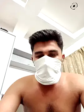 LunaBecket – webcam model profile photo Image 3