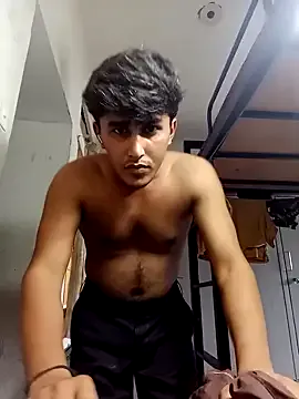 LunaBecket – webcam model profile photo Image 9