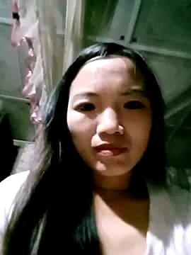 CreamyyLipss69 – webcam model profile photo Image 12