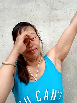 DeliaMarlow – webcam model profile photo Image 12