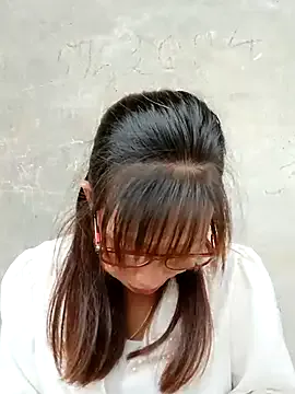 DeliaMarlow – webcam model profile photo Image 15