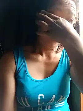 DeliaMarlow – webcam model profile photo Image 2