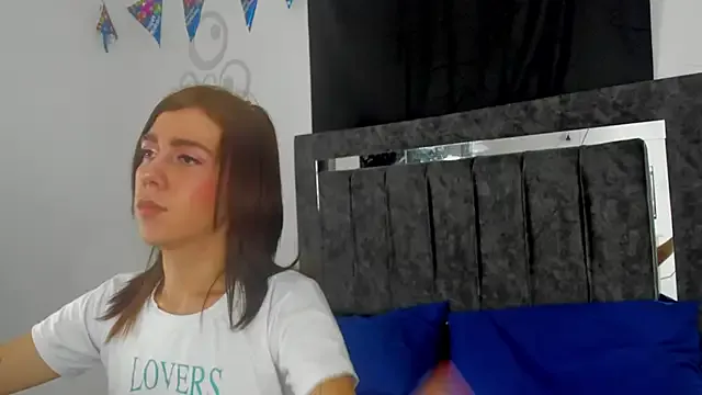 Layla_ly – webcam model profile photo Image 6