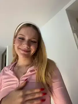 NicoleCut Image 18