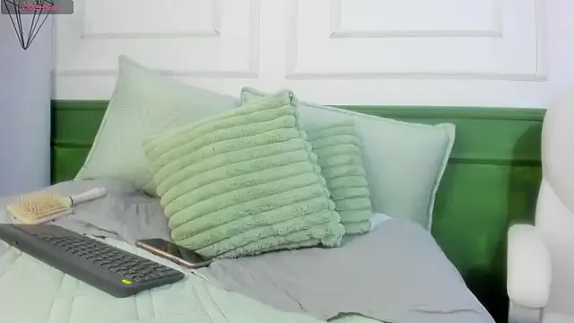 xoxo_sol – webcam model profile photo Image 18