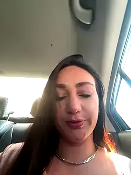 Viven_Brooks – webcam model profile photo Image 10