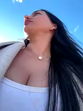 Viven_Brooks – webcam model profile photo Image 17