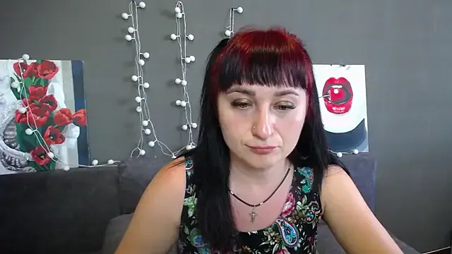 InesFeliz – webcam model profile photo Image 4