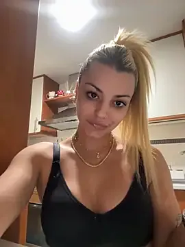 SabrinaColem – webcam model profile photo Image 12