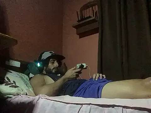 Nooneisthis Image 4