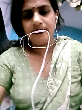 Noughty_Bhabhi's Thumb Image