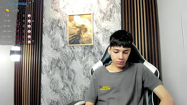 Lililth_Capri77 – webcam model profile photo Image 11