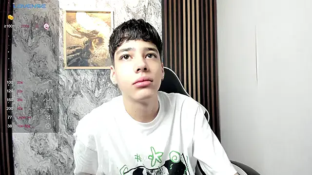 Lililth_Capri77 – webcam model profile photo Image 13