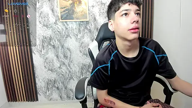 Lililth_Capri77 – webcam model profile photo Image 9