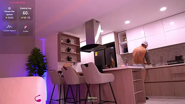 RyvaNoir – webcam model profile photo Image 7