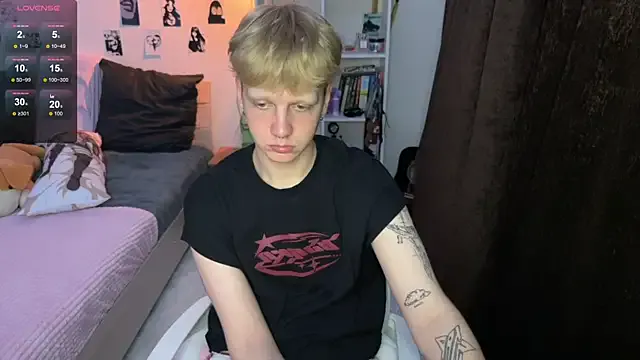 MIAADOLYN – webcam model profile photo Image 11