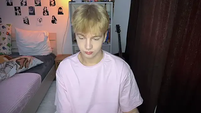 MIAADOLYN – webcam model profile photo Image 9