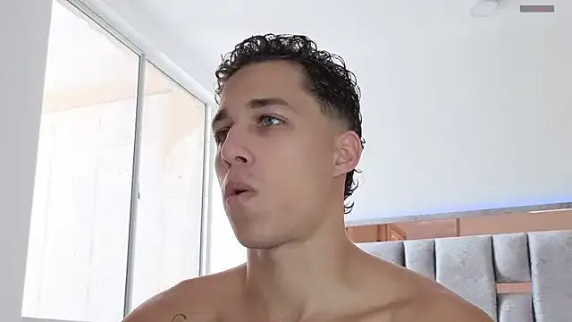 camiysebas21 – webcam model profile photo Image 11