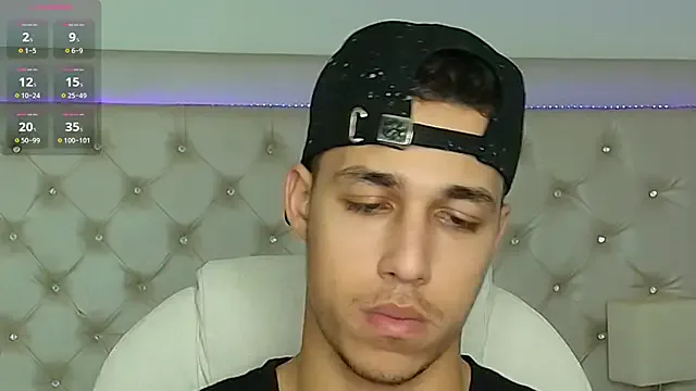 camiysebas21 – webcam model profile photo Image 3